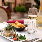 Antica Dimora Rocca Resort 4*