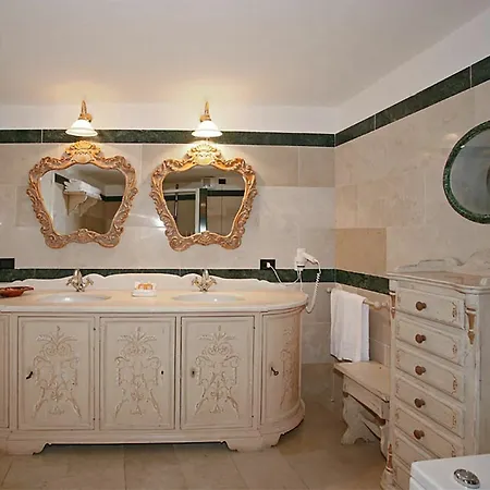 Antica Dimora Rocca 4*