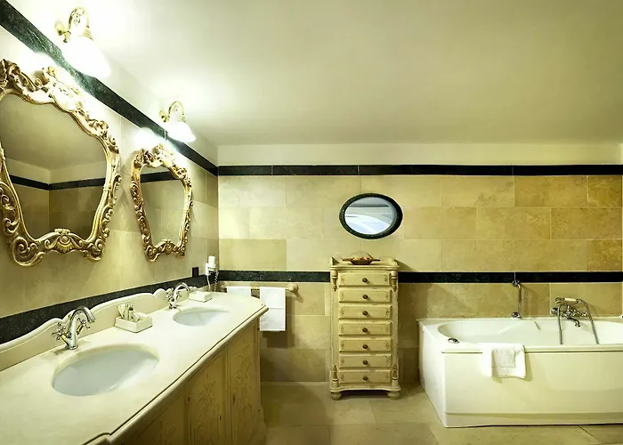 Antica Dimora Rocca 4*